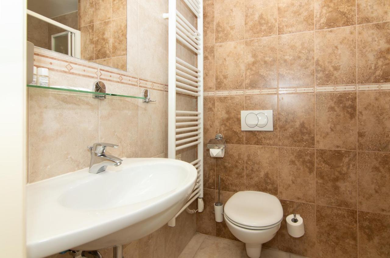 Residence Marina Rose M Apartment By Locap Group Portorose Esterno foto
